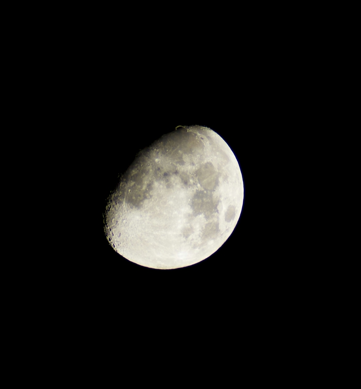 moon in the kurdstan