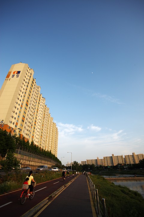 Skyscraper