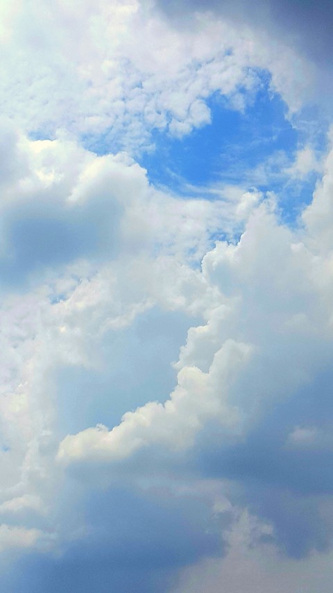 cloud in the sky