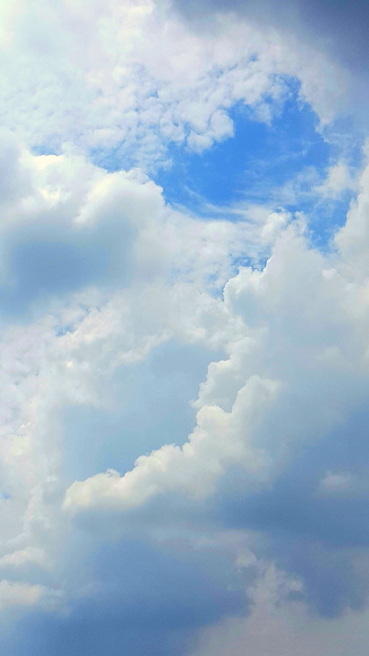 cloud in the sky