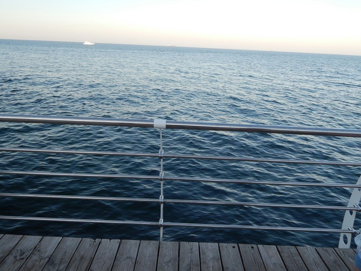 Море