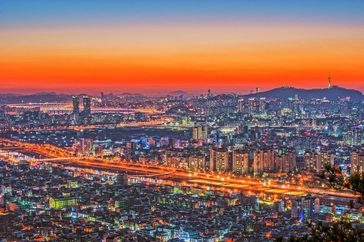 Yongma Mountain, Seoul, Korea