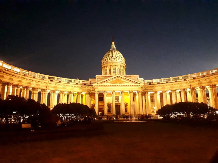 Saint-Petersburg