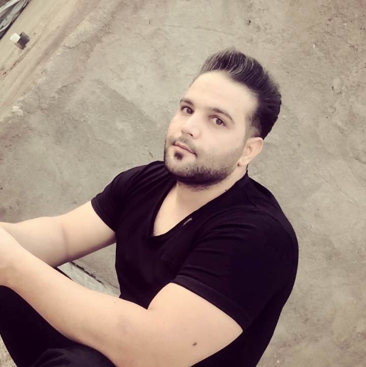 ALi