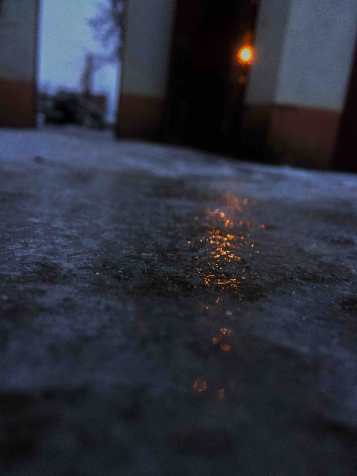 свет