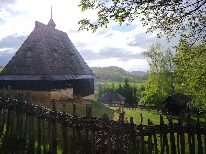 Sirogojno
