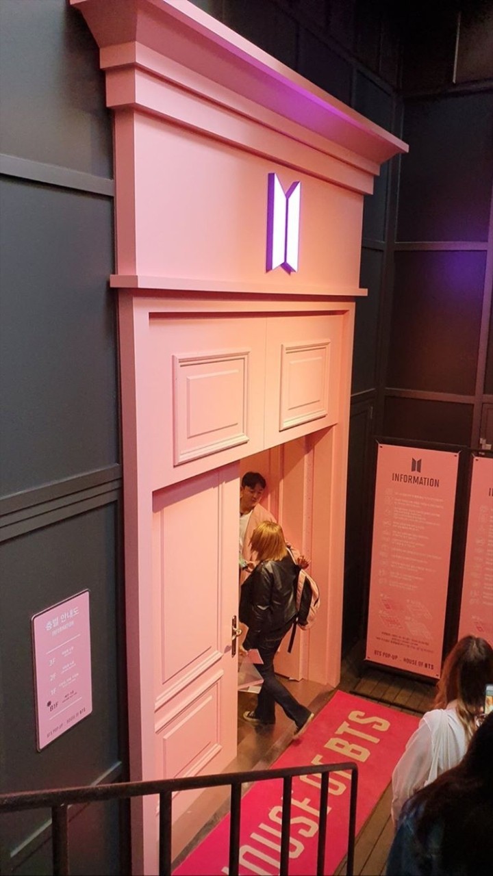 BTS HOUSE