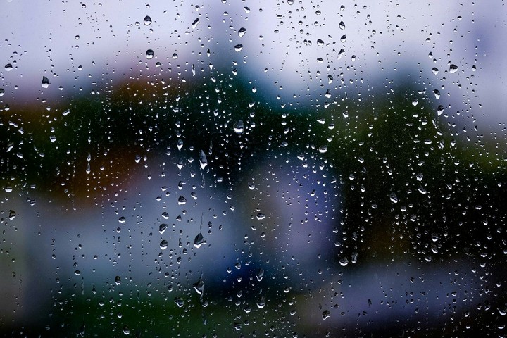 lluvia en la ventana