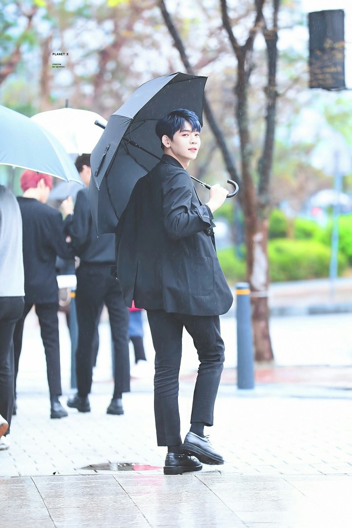 UP10TION Kuhn