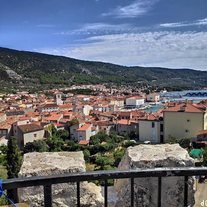 Cres