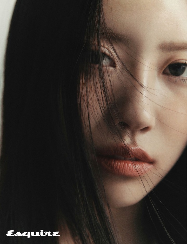 Korean singer Lovelyz Lee Mi-joo