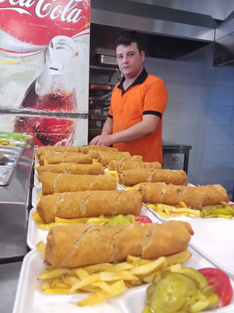 Shawarma pane in Aleppo