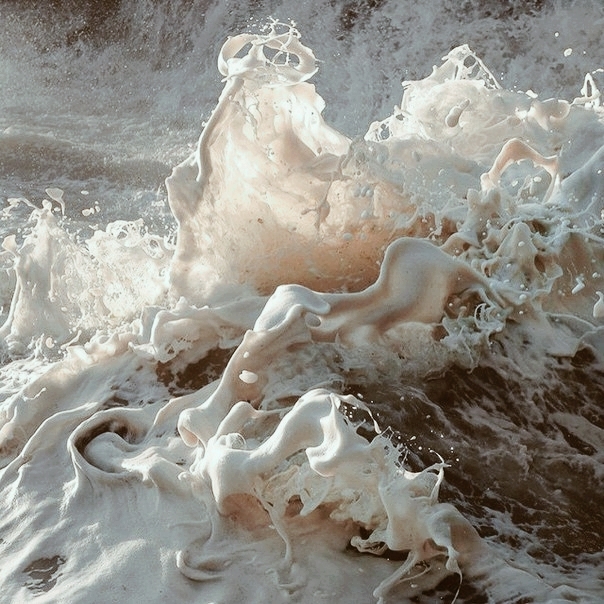 море
