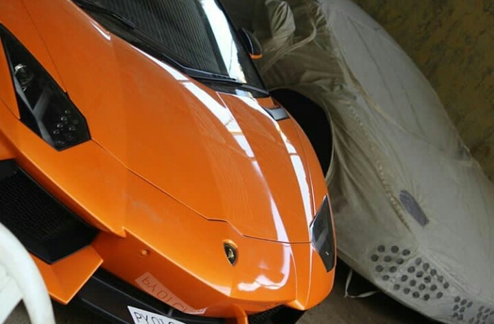 Lamborghini Aventador