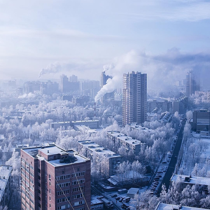 Как первый снег сменяет дождь...