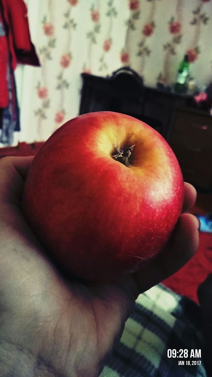 apple