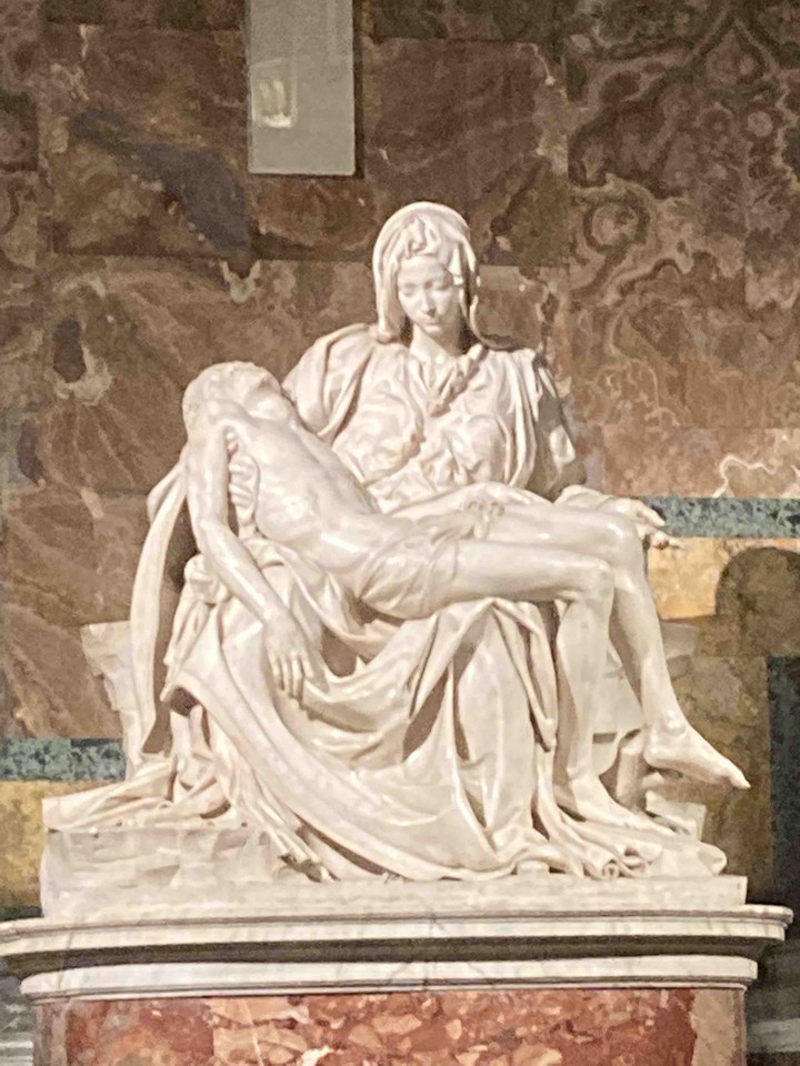 La Pietà di Michelangelo, Basilica di San Pietro