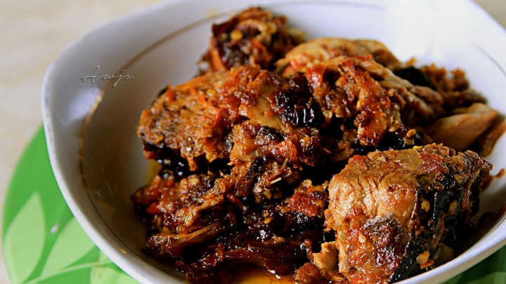 Cakalang Rica (Spicy Skipjack Tuna)
