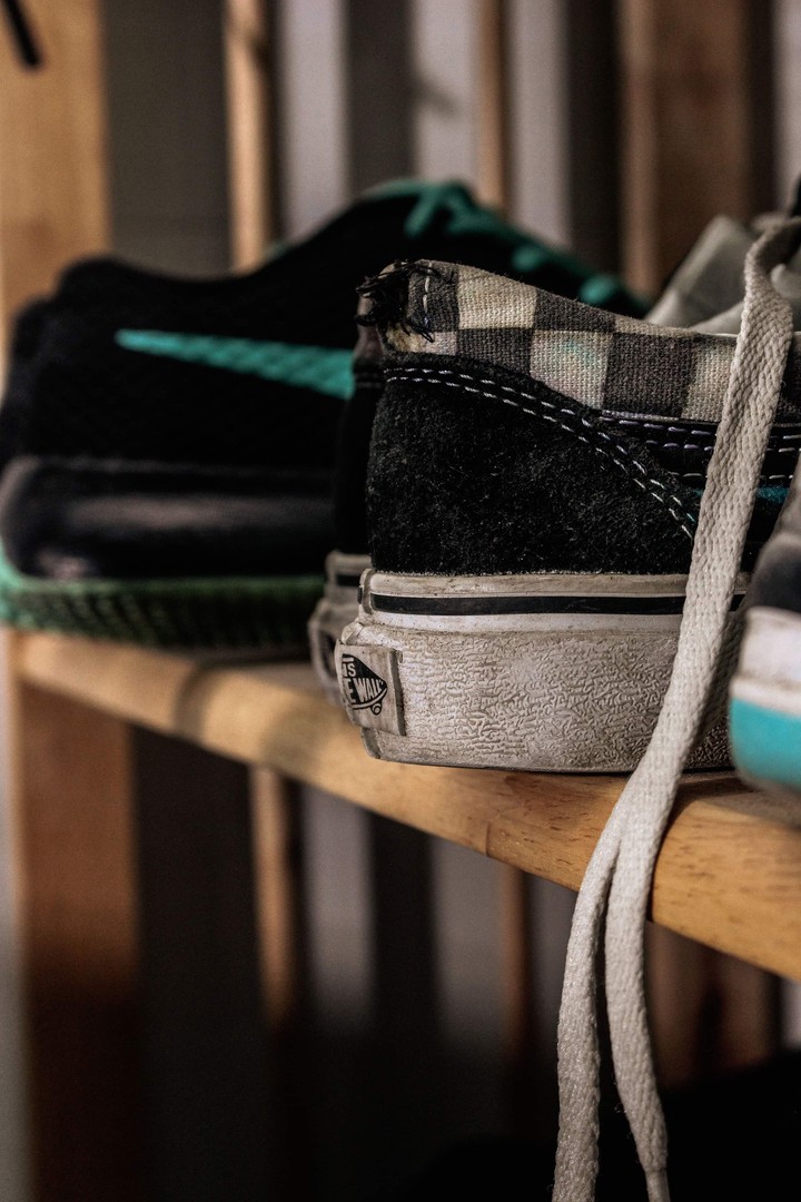 Sneakers
