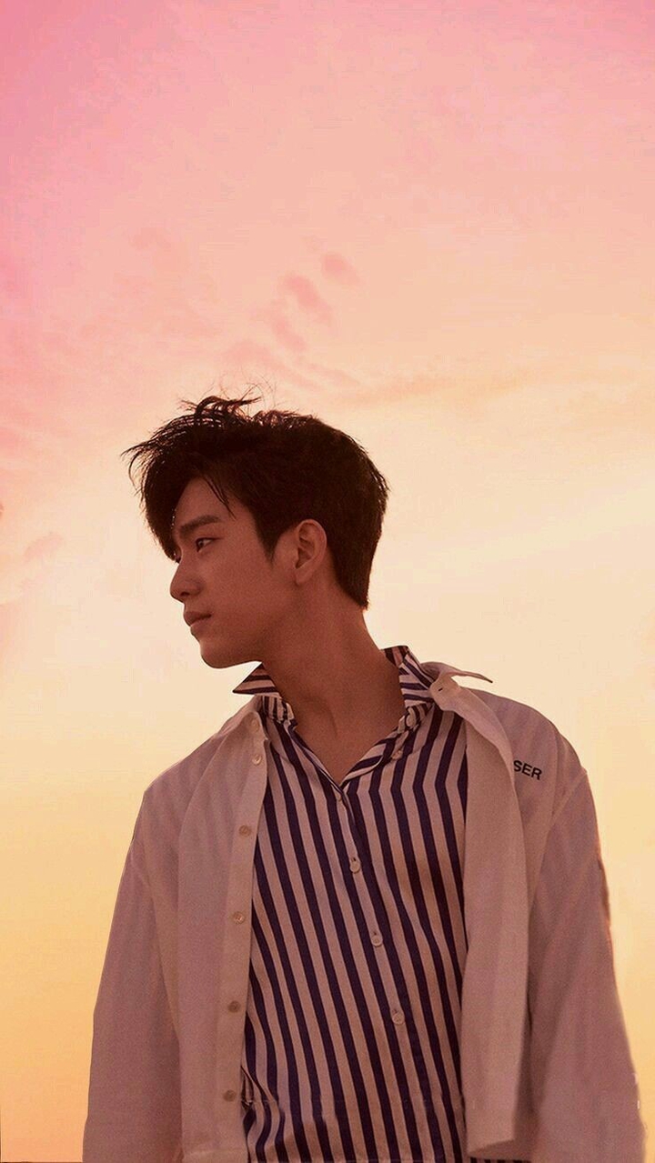 JINYOUNG FROM GOT7