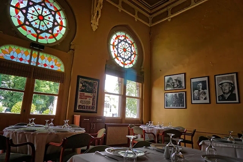Restaurant, Chair, Kitchen_&_Dining_Room_Table