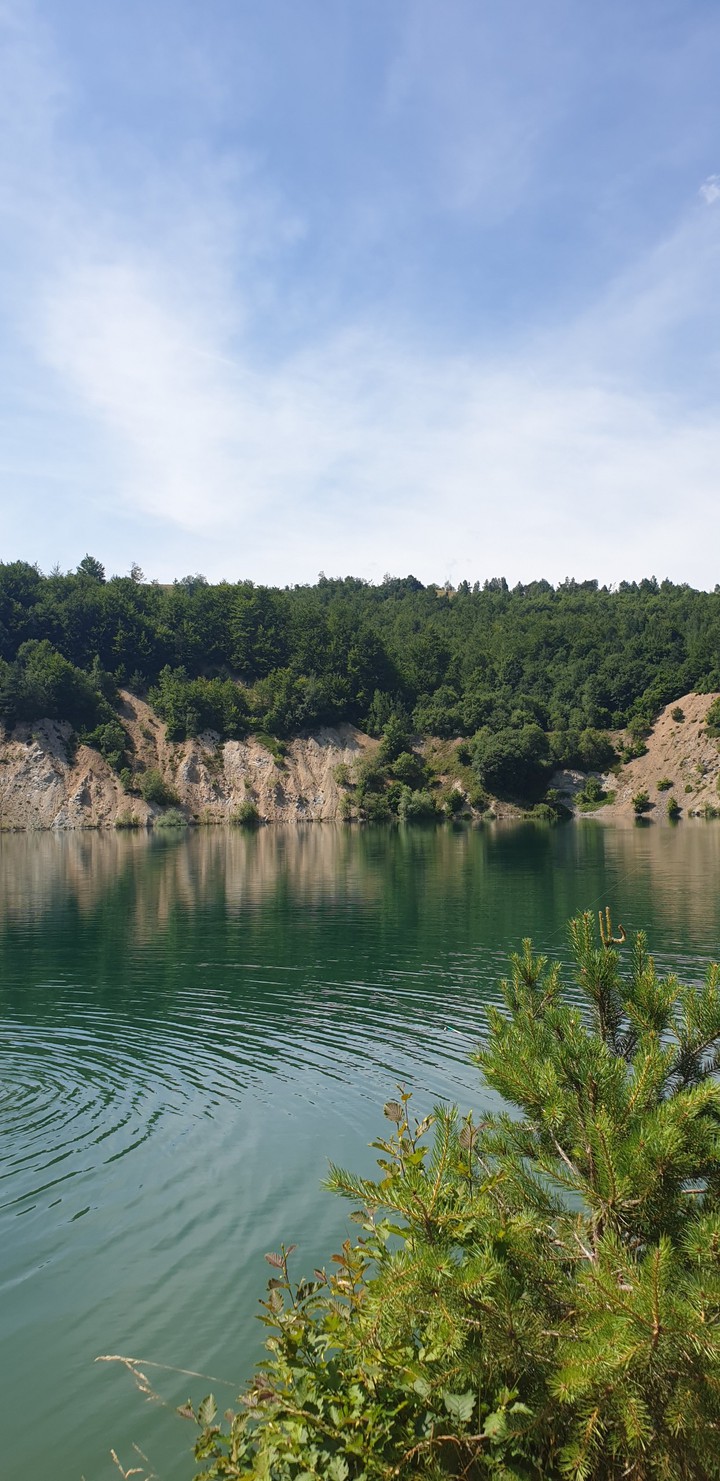 lake in bosnia