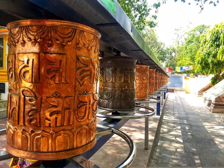 budham sarnam gachami