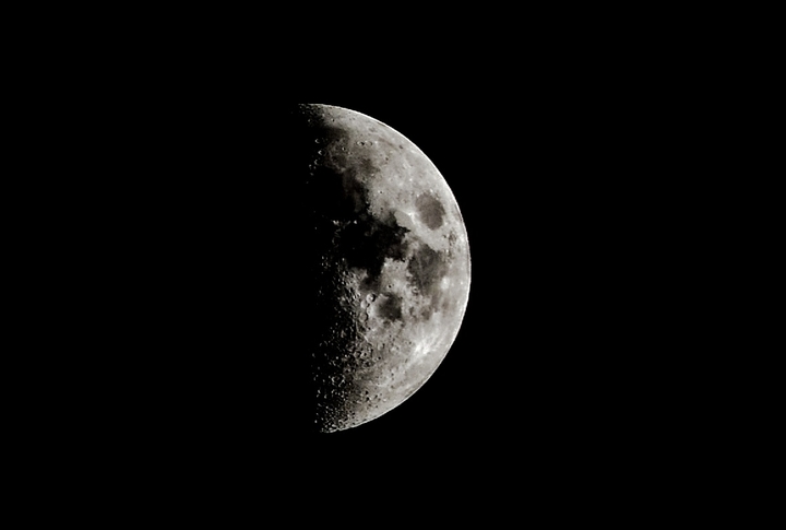 the darkness of the moon ??