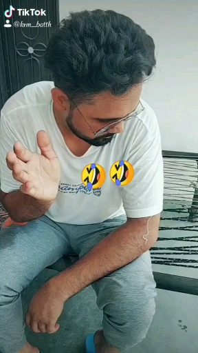 ????