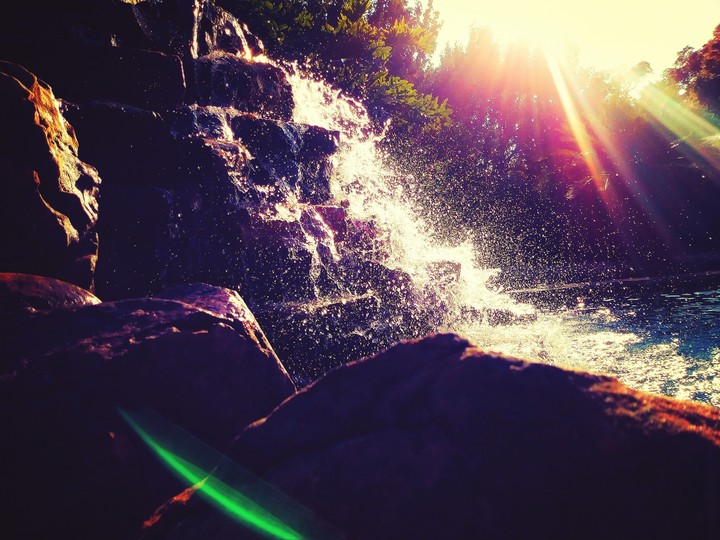 · w a t e r f a l l ·