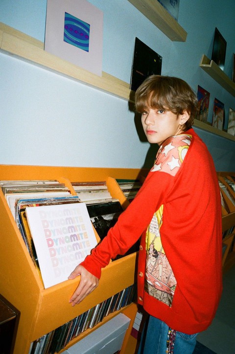 BTS V
