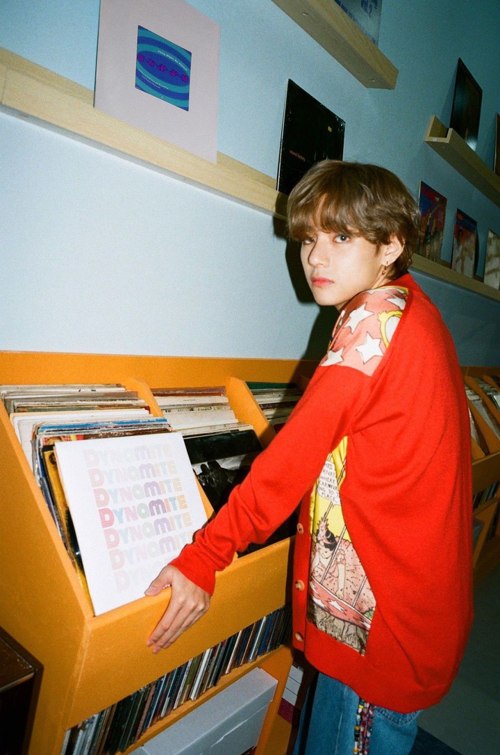 BTS V