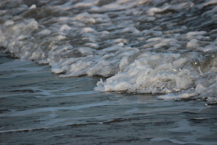 Beach waves