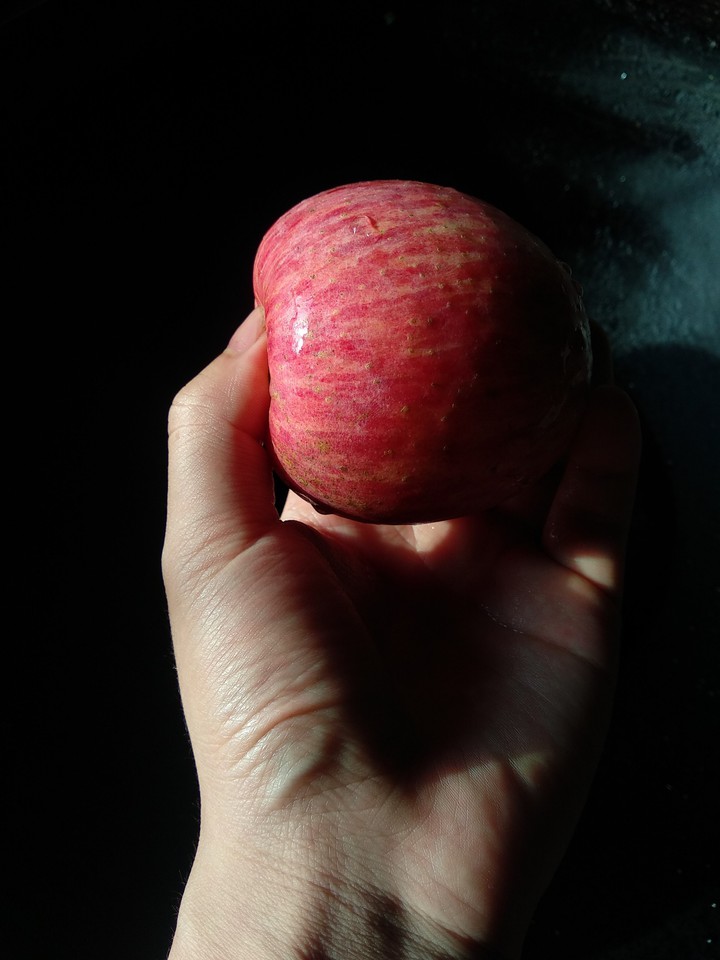 it's all about the apple