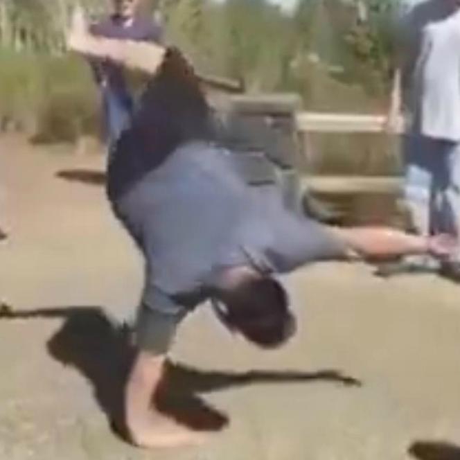 Kim Jong un dancing