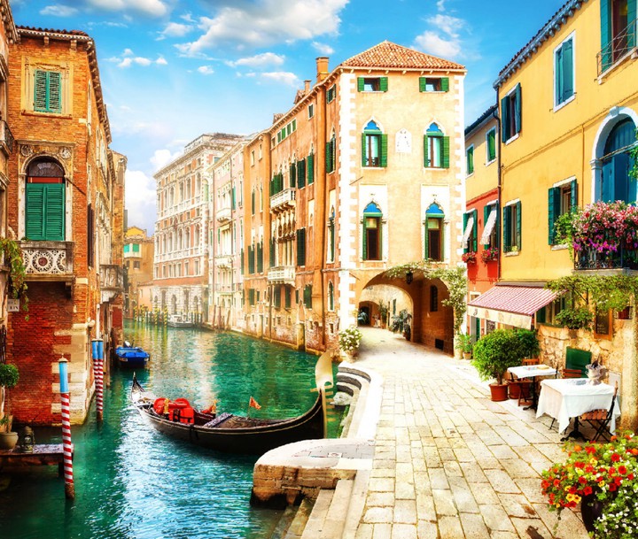 Italia