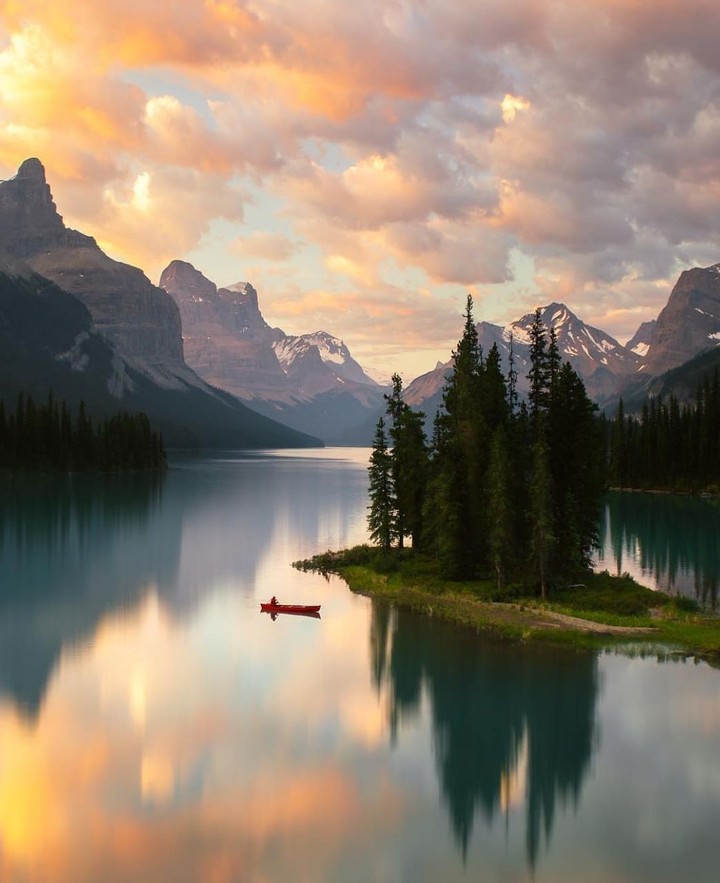 CALM AND SOOTHING
