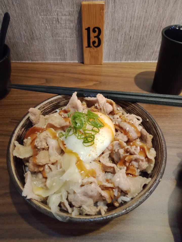 豬?丼