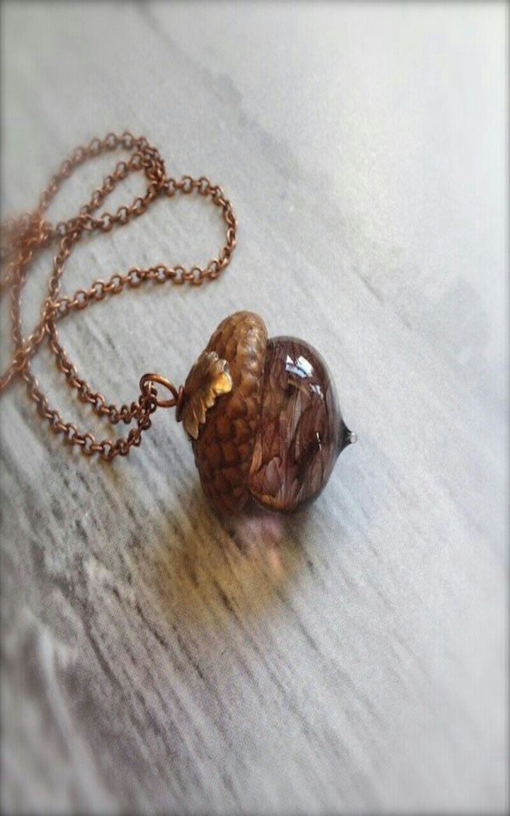 Жёлудь