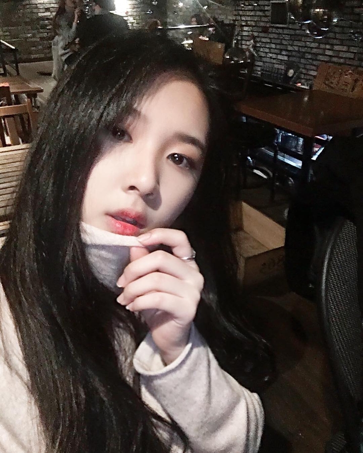 Jiwoo K.A.R.D