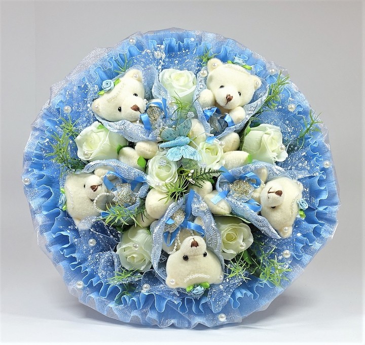 Bouquet of toys