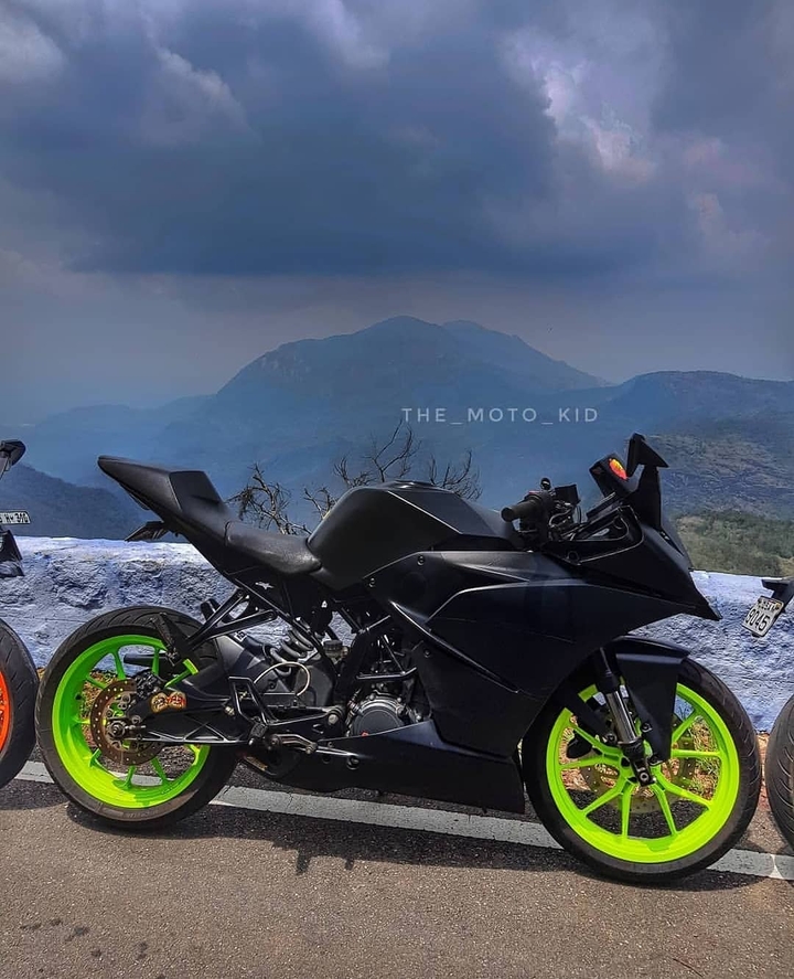 rc 200 matte black