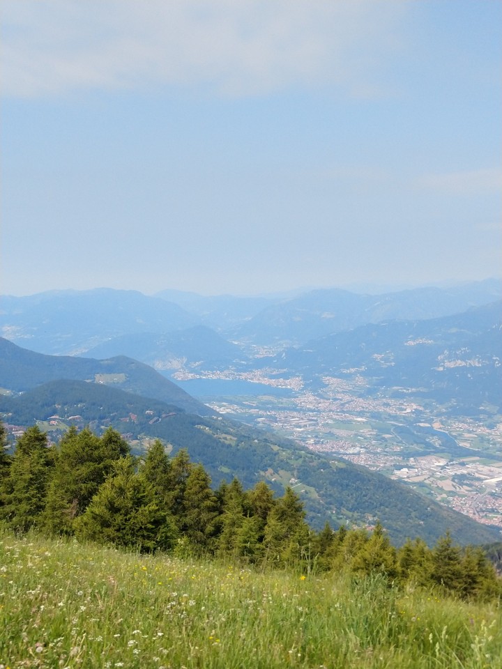 Iseo lake