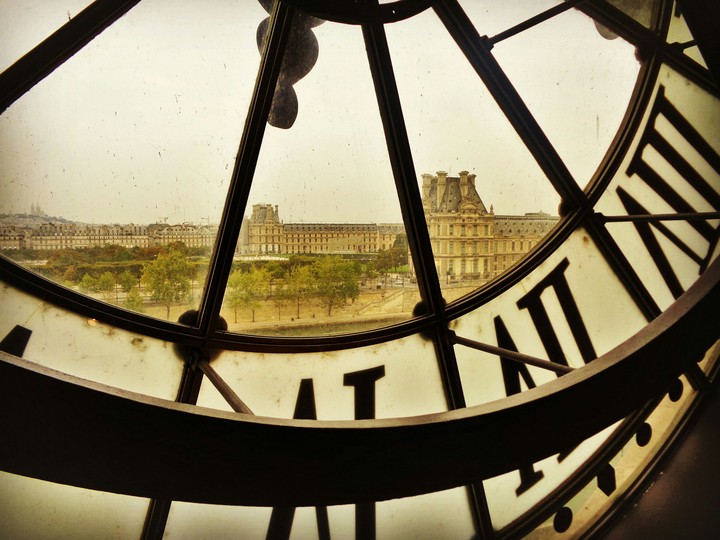 Musée du Louvre from the windows of Musée d'Orsay