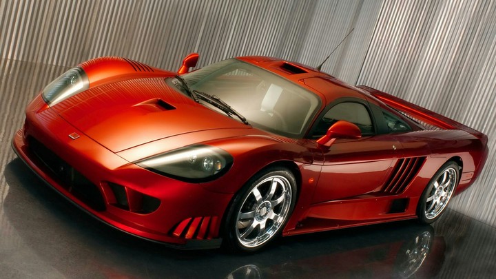 cool red.. ✌✌