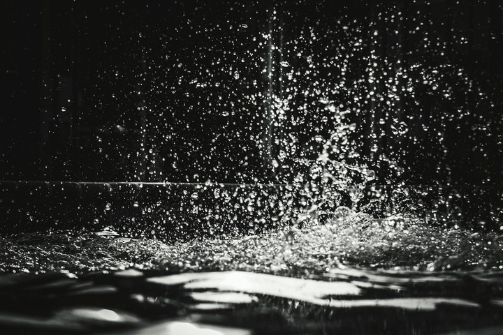 Dancing Water