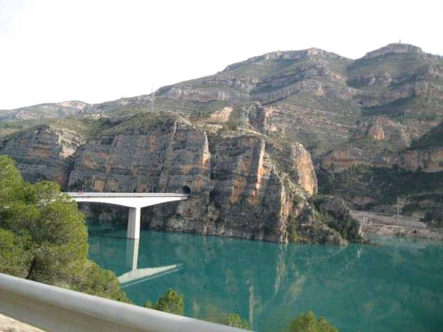 # Panorama Cortes de Pallàs,