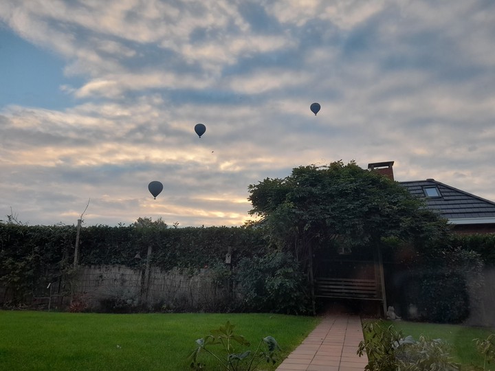 Hot air balloon