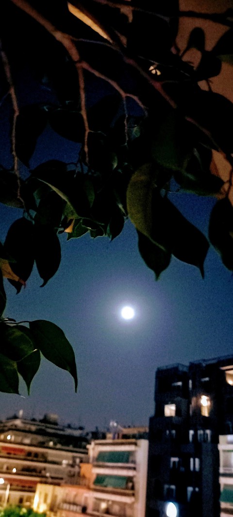 FullMoon, world háttérképek