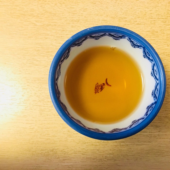 Like fish in the tea